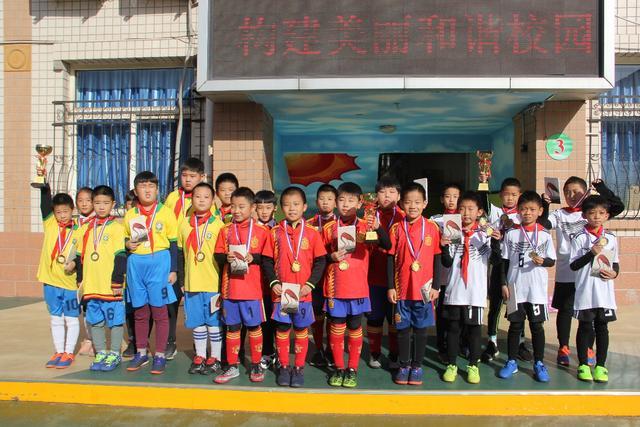 19岁小将蒂亚戈・皮塔奇力争皇马中场位置
